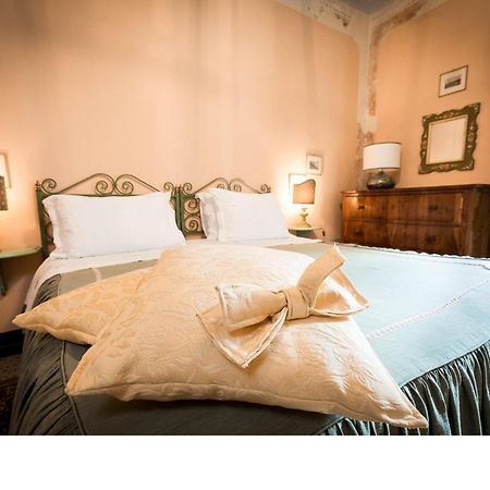 Sant'Enea Casa Fiorita Bed & Breakfast エクステリア 写真
