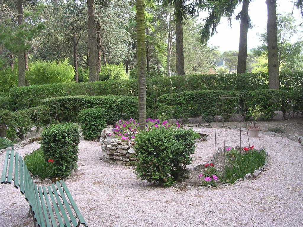 Sant'Enea Casa Fiorita Bed & Breakfast エクステリア 写真