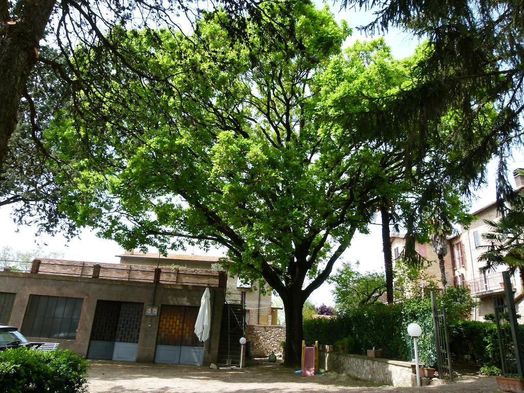 Sant'Enea Casa Fiorita Bed & Breakfast エクステリア 写真