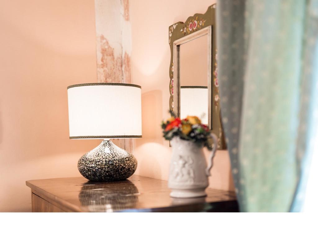 Sant'Enea Casa Fiorita Bed & Breakfast エクステリア 写真