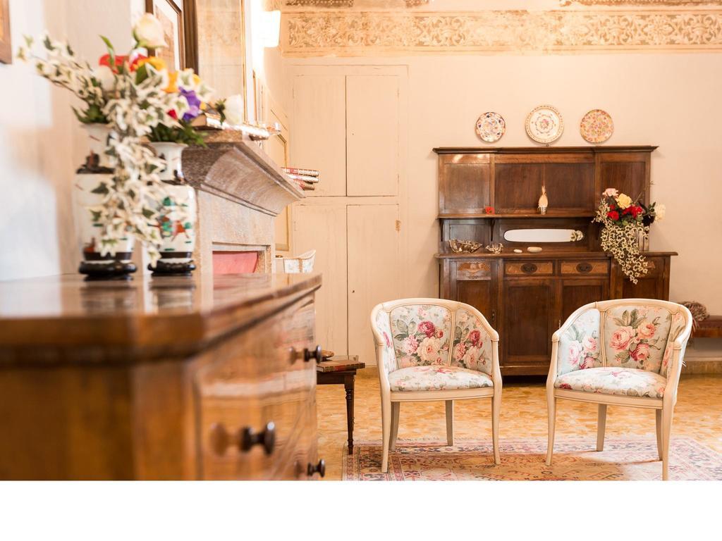 Sant'Enea Casa Fiorita Bed & Breakfast エクステリア 写真