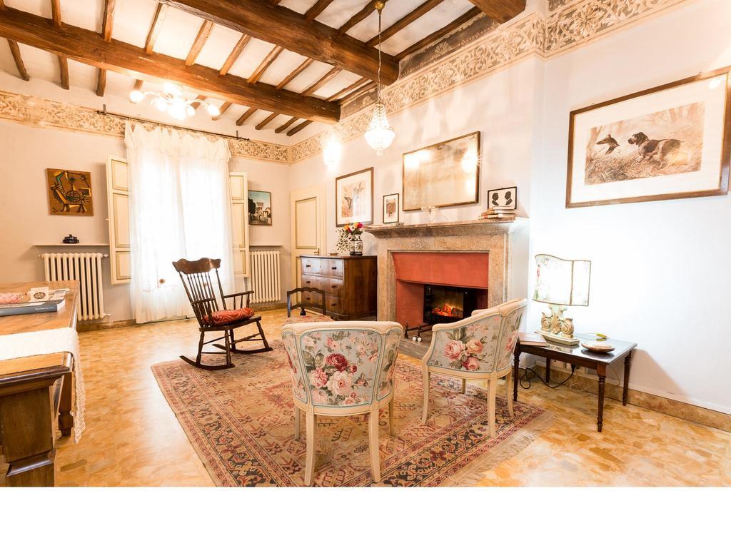 Sant'Enea Casa Fiorita Bed & Breakfast エクステリア 写真