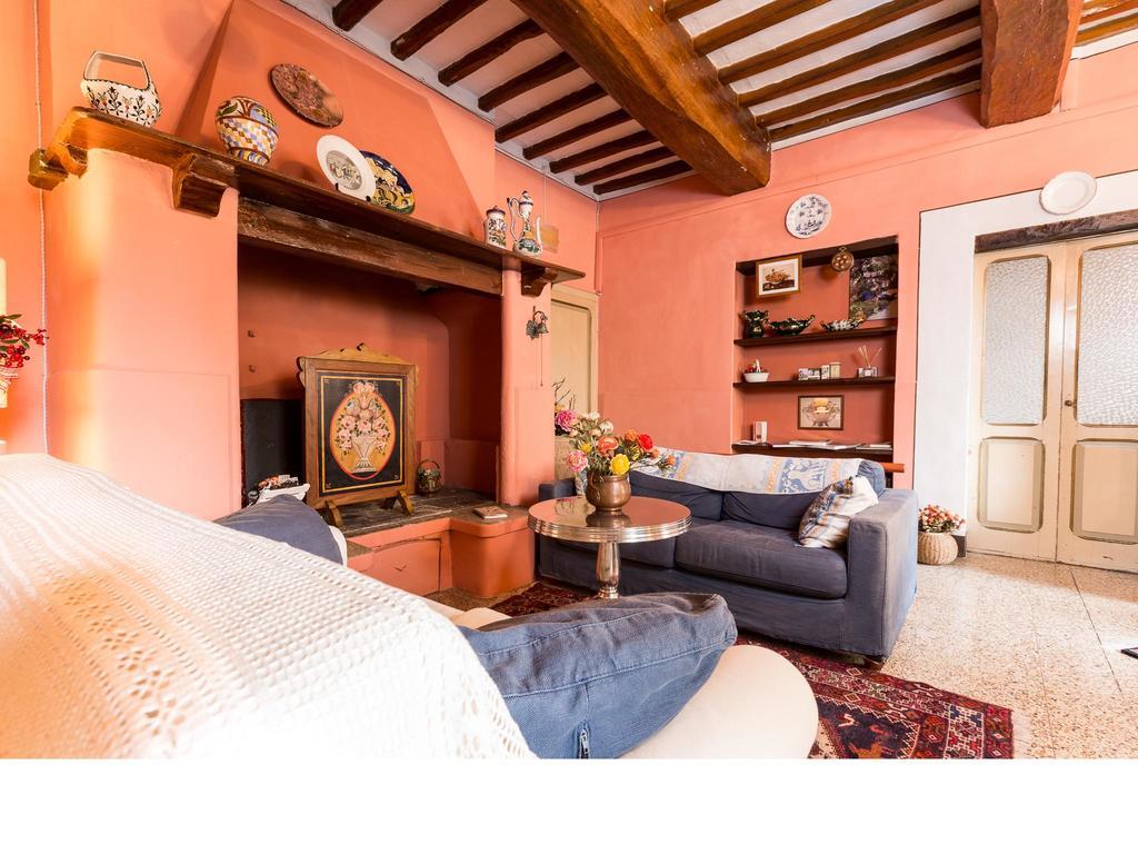 Sant'Enea Casa Fiorita Bed & Breakfast エクステリア 写真