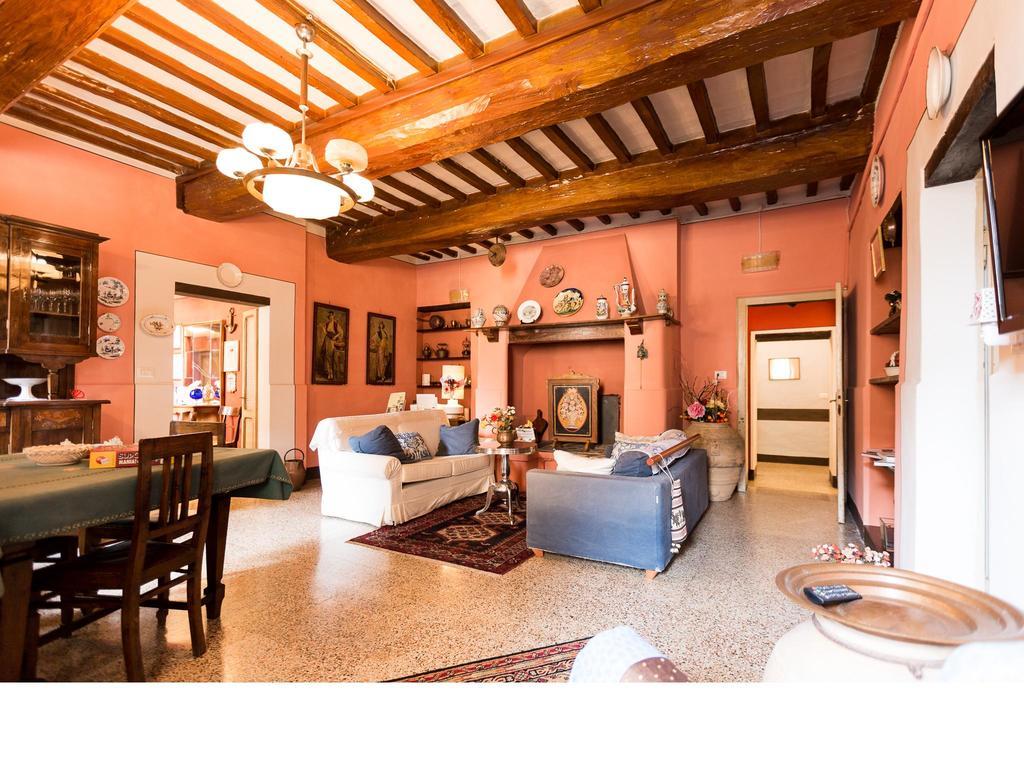 Sant'Enea Casa Fiorita Bed & Breakfast エクステリア 写真